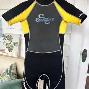Kids Shorty Wetsuit - 3 millimeters